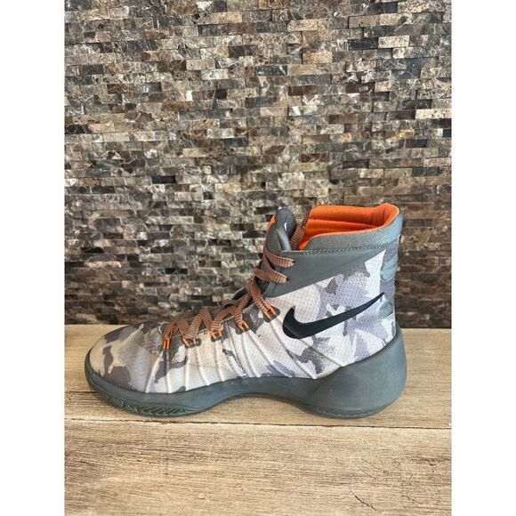 Nike Hyperdunk 2015 Tumbled “Camo”Grey  Metallic Silver US Size 6Y 759974 002 - Picture 6 of 9